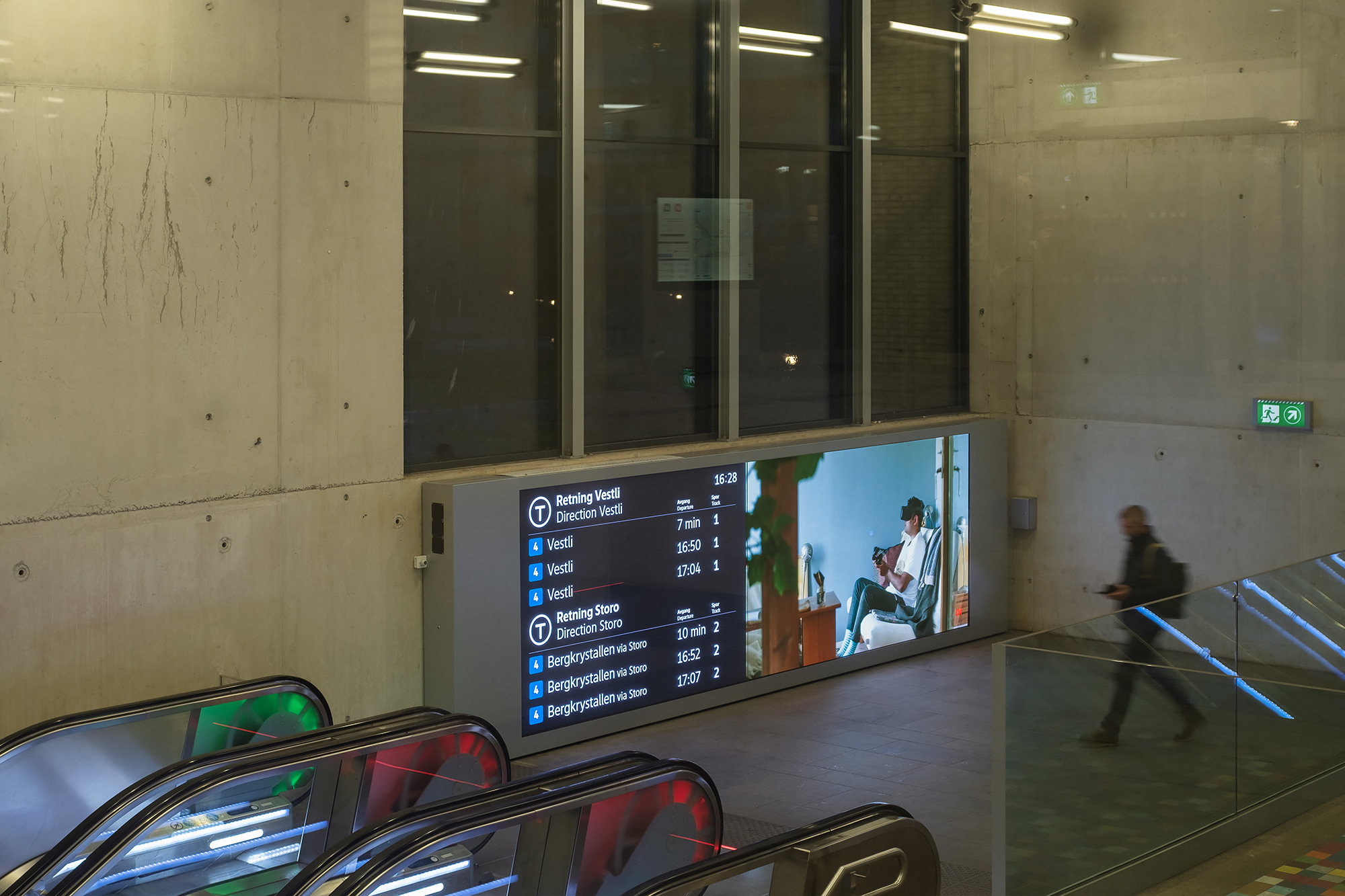 Installed at Løren T-banestation (subway station)